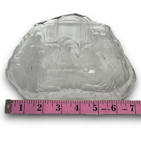 Vintage Last Supper Reverse Carved Laser Engraved Glass Crystal Paperweight - Picture 6 of 8